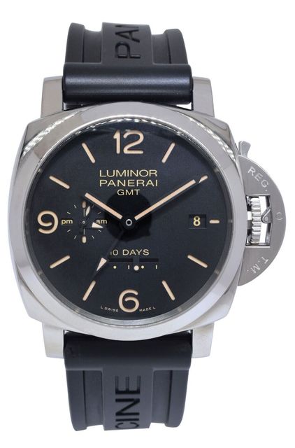 Panerai Luminor GMT PAM00533 Image 2